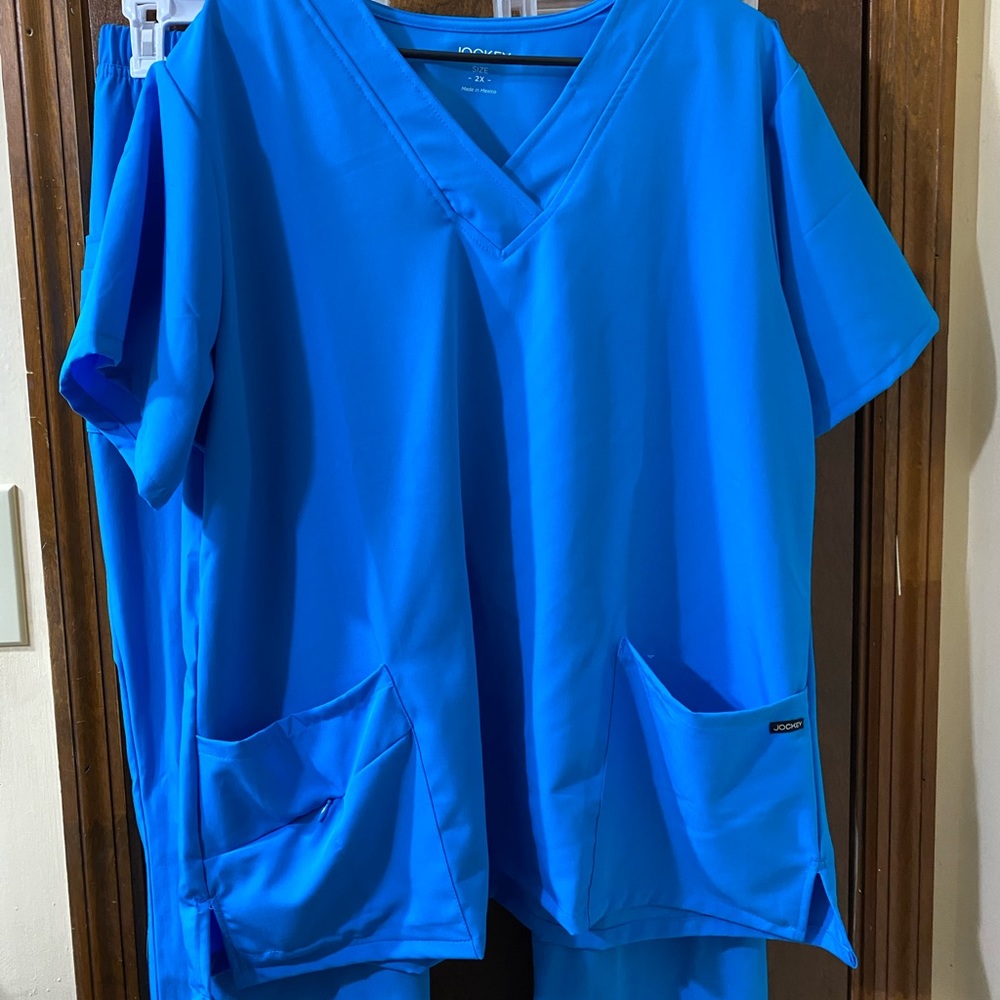 Sea blue jockey scrubs 2x